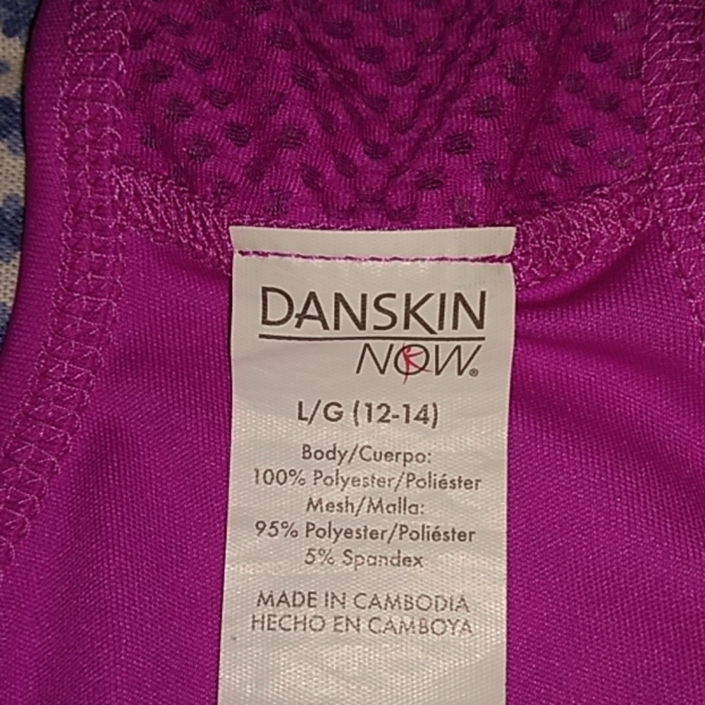Workout top - Picture 3 of 4